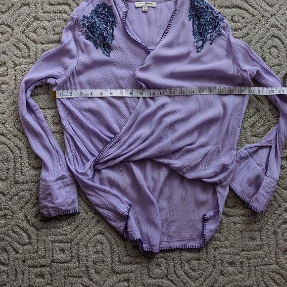 Jachs girlfriend boho faux wrap blouse lilac embroidered Medium @K1 - Picture 4 of 11